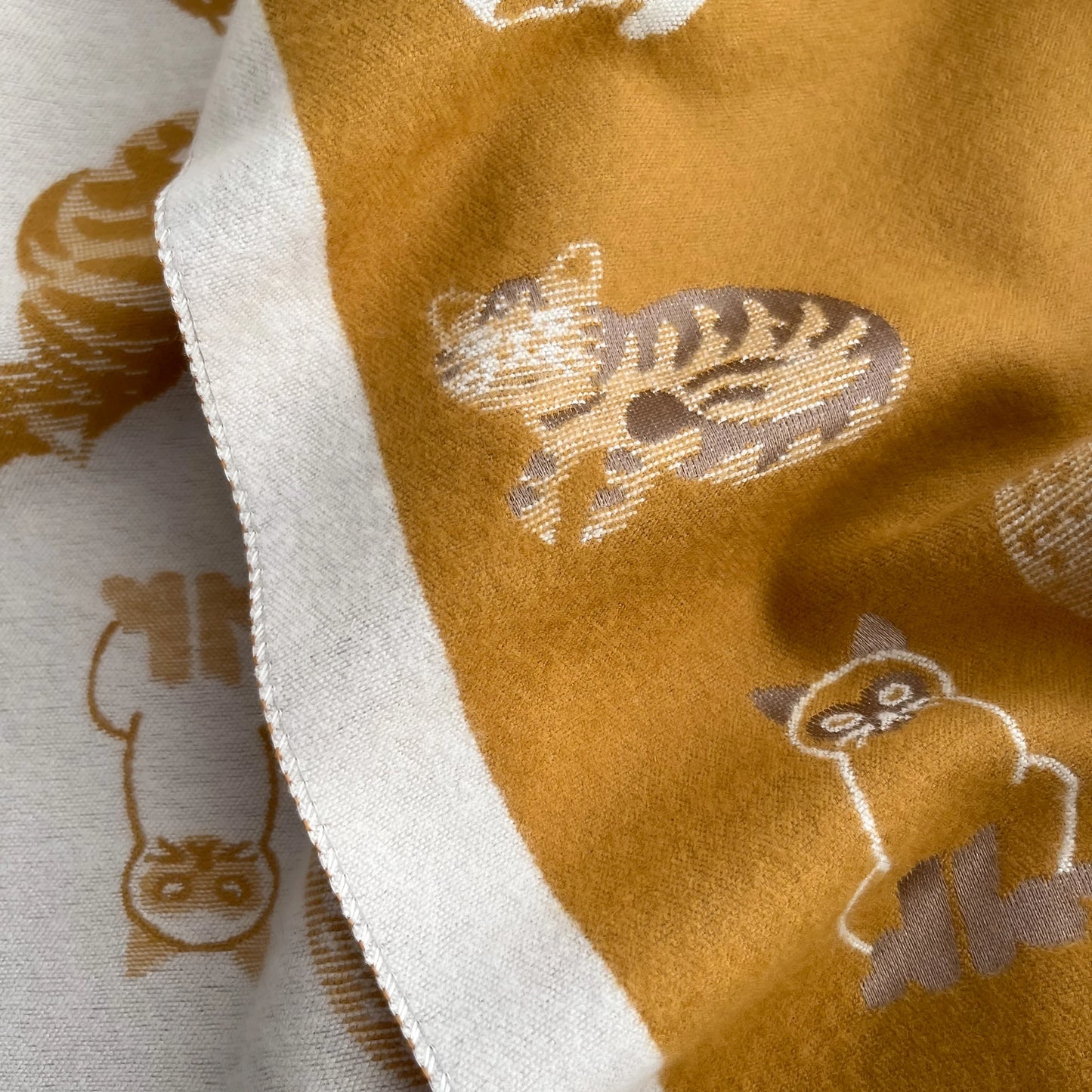 cat nap scarf