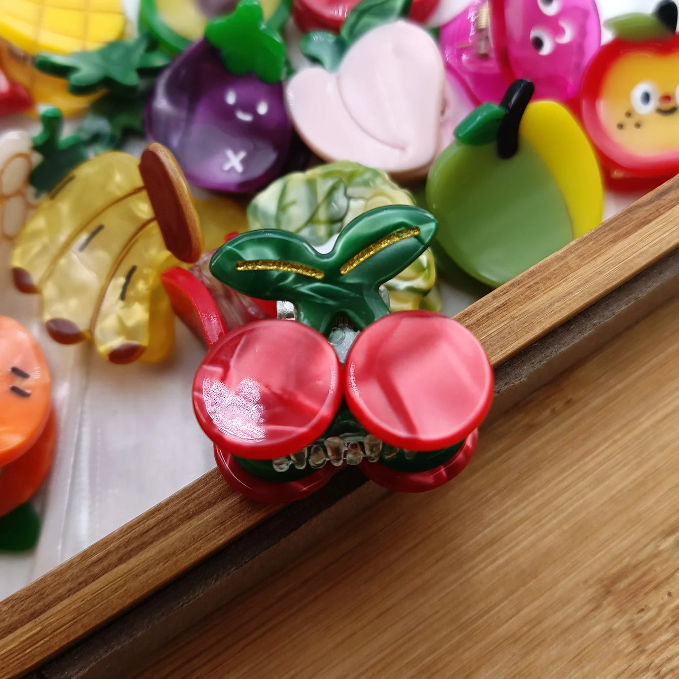 fruit & vegetable basket claw clip collection